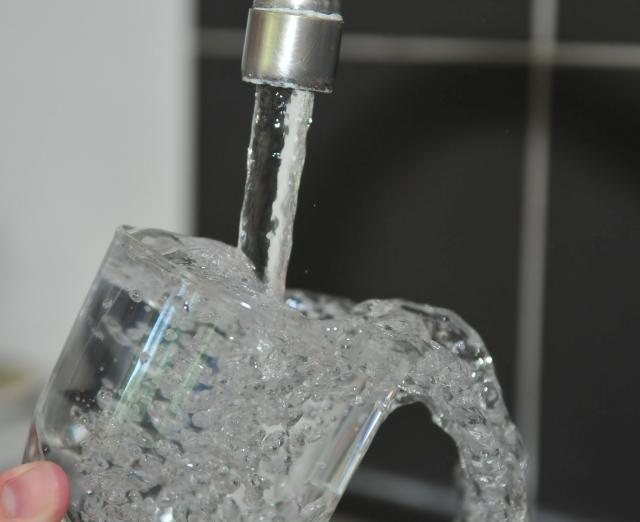 Verre d'eau du robinet